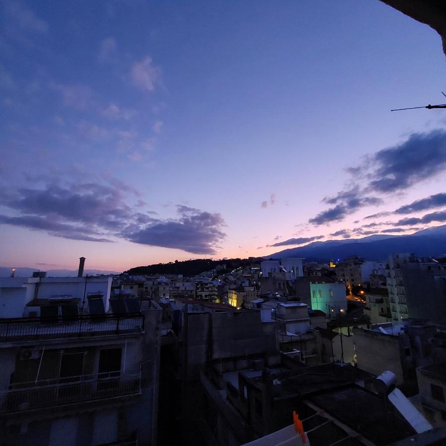 Apartamento Urban Penthouse Patras Exterior foto